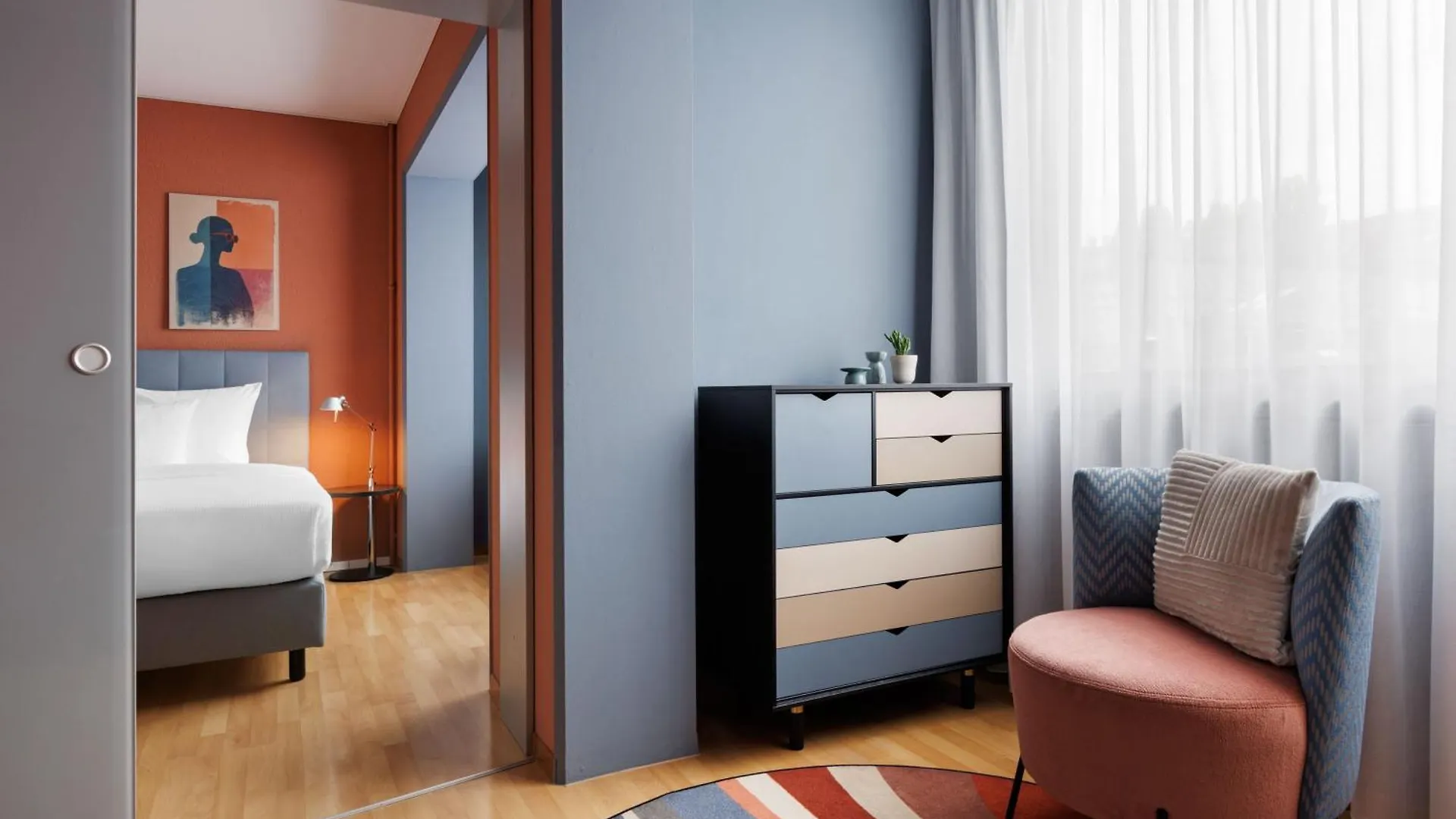 ***  Hotel La Pergola Berna Suiza